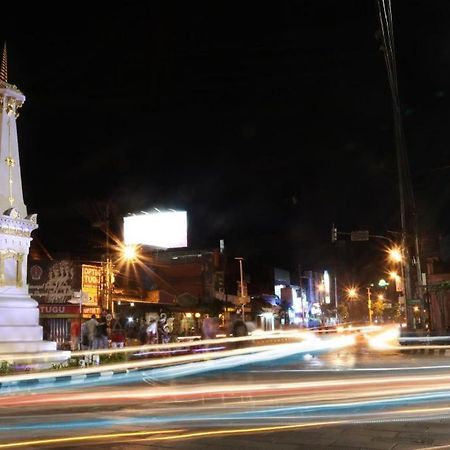 Urbanview Stay @H Jakal By Reddoorz Yogyakarta Eksteriør bilde